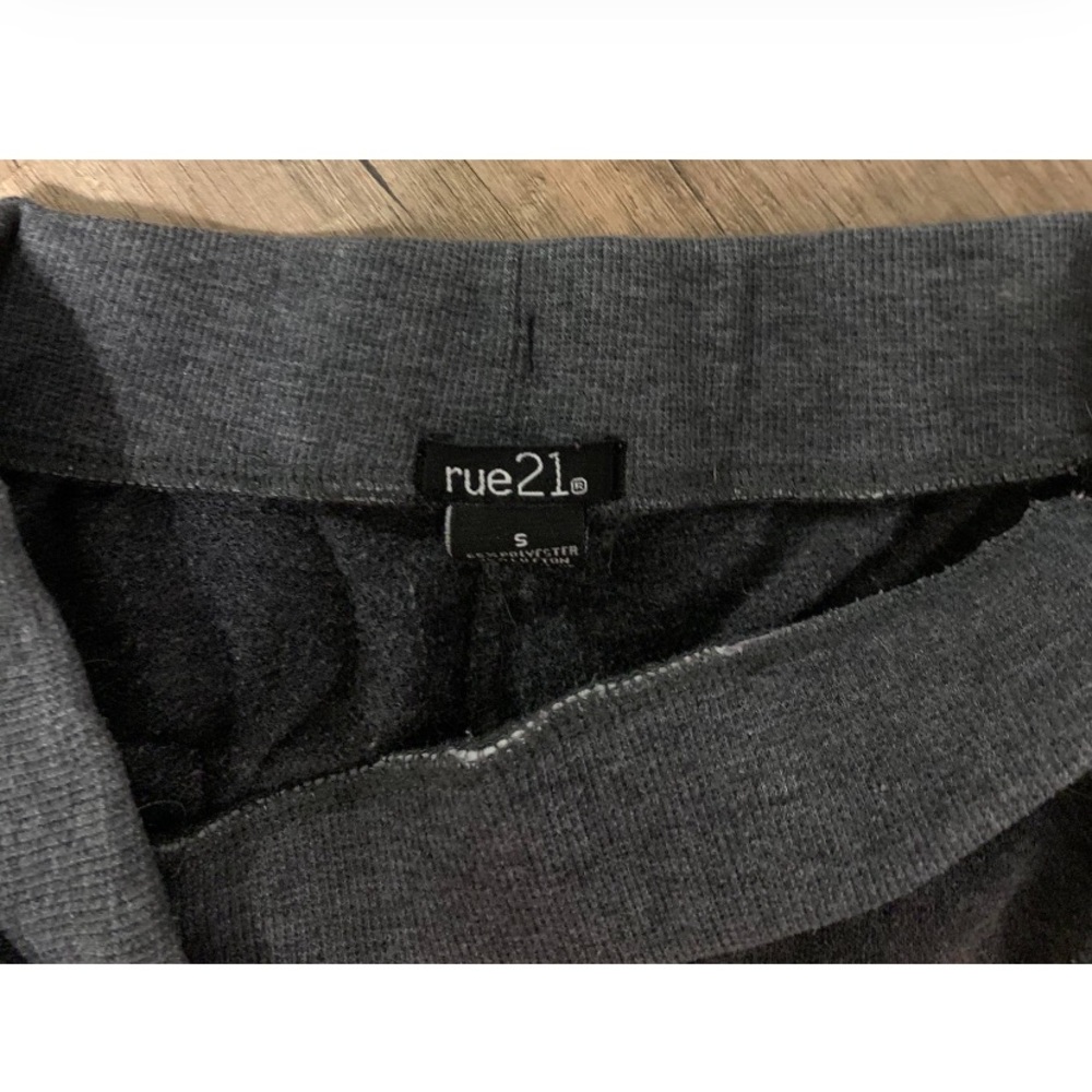 sweatpants
